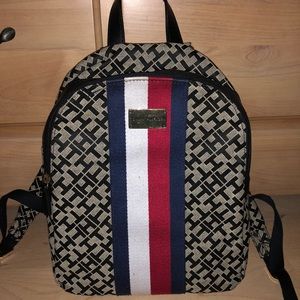 Tommy Hilfiger 🎒
